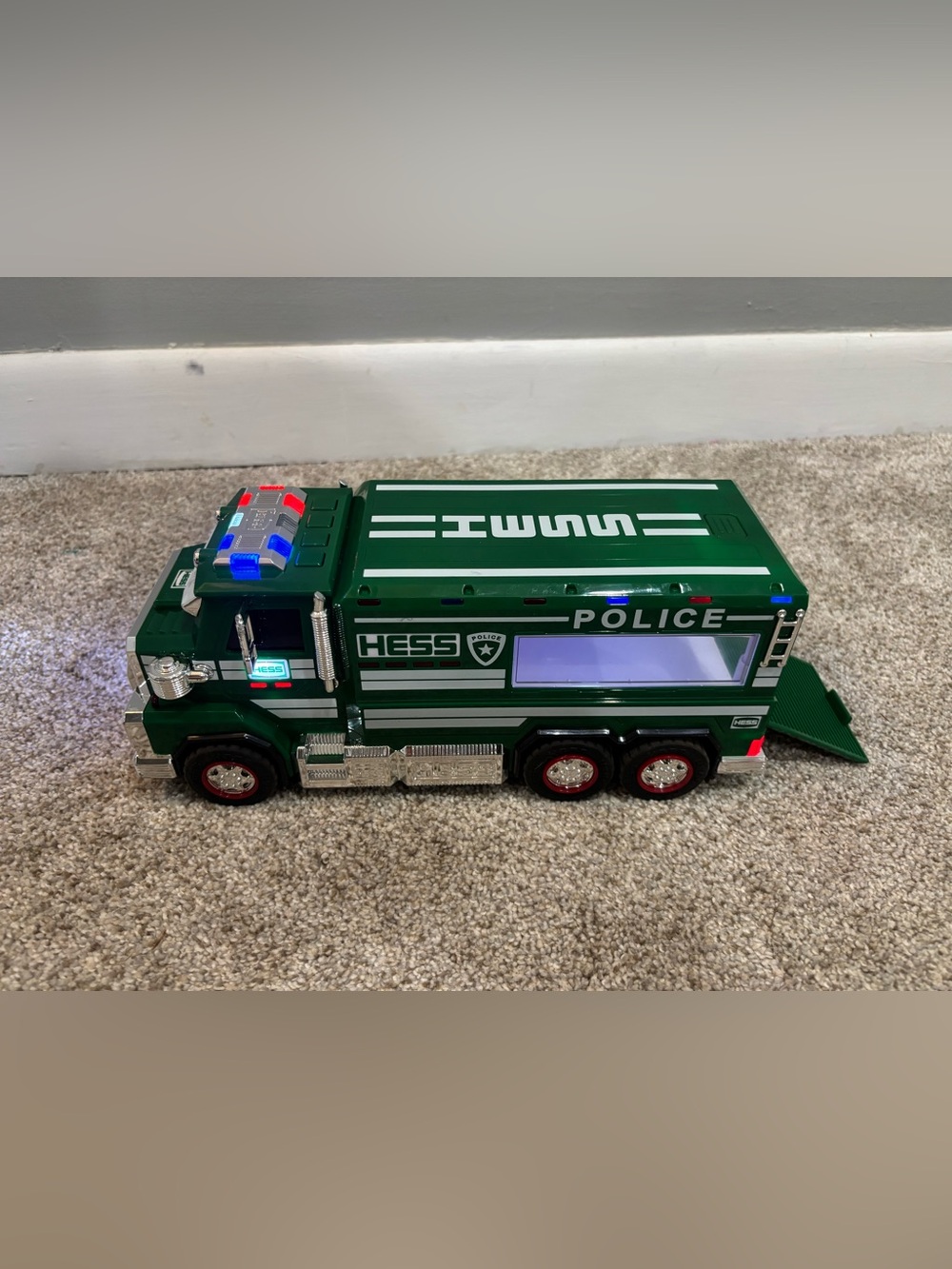 2023 Hess Police Truck and Cruiser Toy Set Lights and Sounds Toy police car